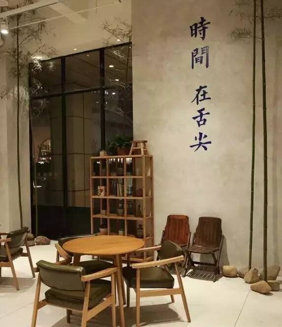 当一家豆浆油条店，放肆地玩起文案情怀...